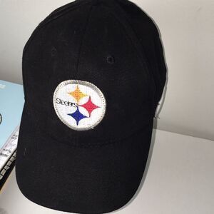 Pittsburgh Steelers football team nFL Black “light up logo” baseball cap hat